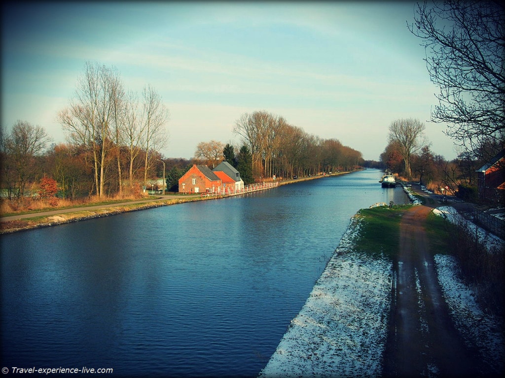 Vaart in Larum, Geel, Belgium.