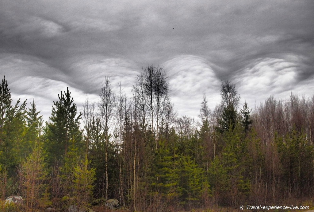 Weird cloud formation in Sweden.