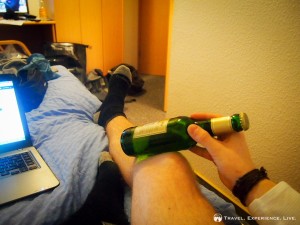 A cold-beer treatment for my inflamed knees