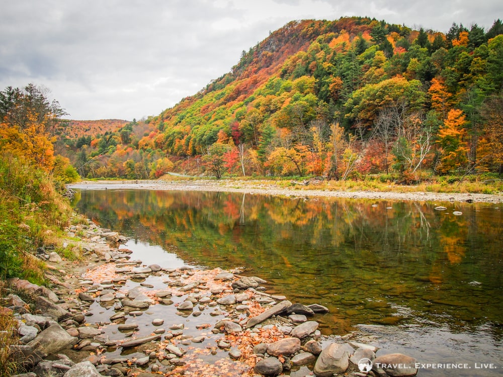 Lake and fall foliage in the Green Mountains, Vermont
