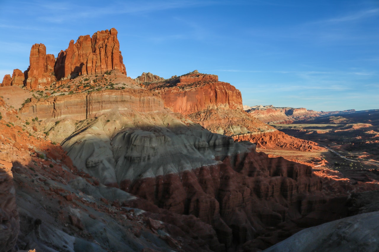 Desert landscape on the Chimney Rock Loop Trail in Capitol Reef National Park, Utah