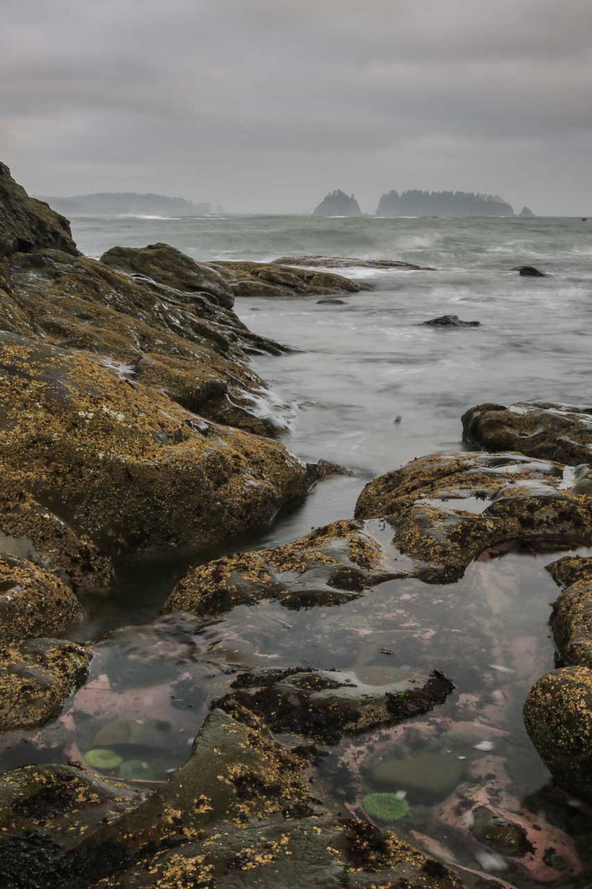 Hole-in-the-Wall, Rialto Beach in Olympic National Park, Washington