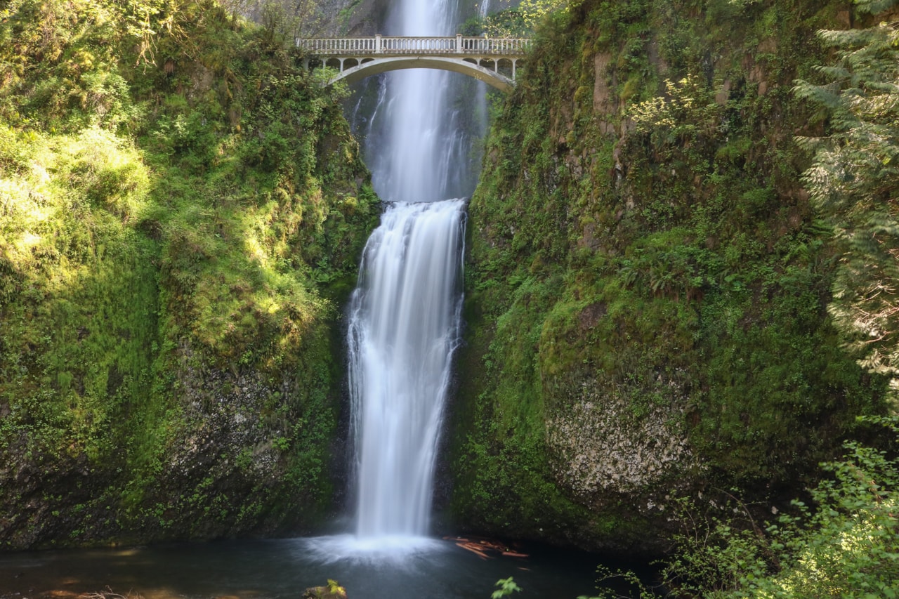 Multnomah Falls, Columbia River Gorge National Scenic Area, Oregon