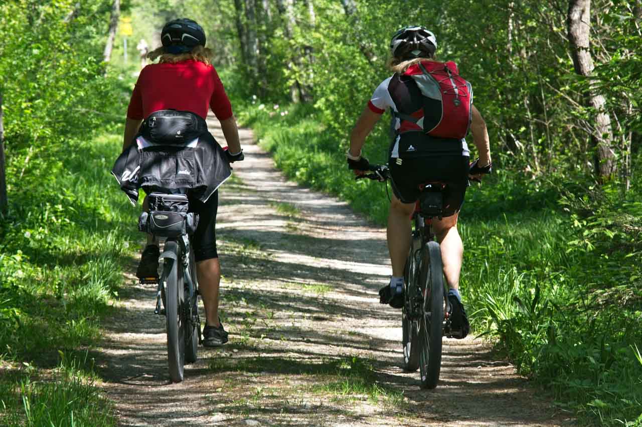 Mountain bikers in Mammoth Cave National Park, Kentucky