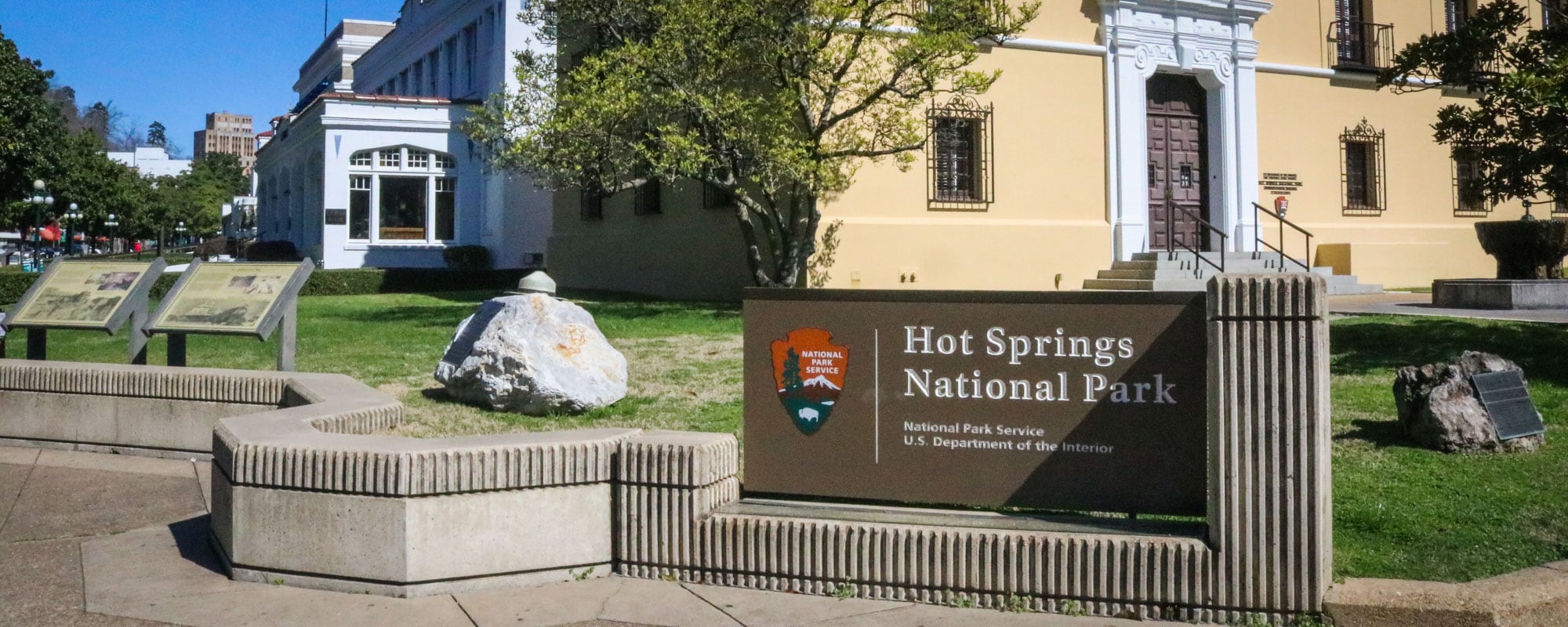Hot Springs National Park - Banner Park Sign