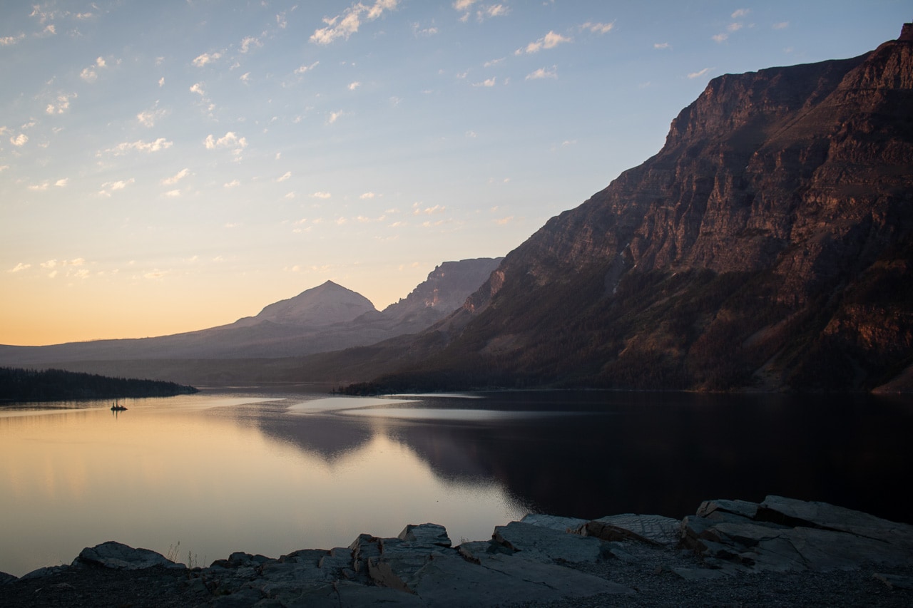 Sunrise at St. Mary Lake overlook, Going-to-the-Sun Road, Glacier National Park