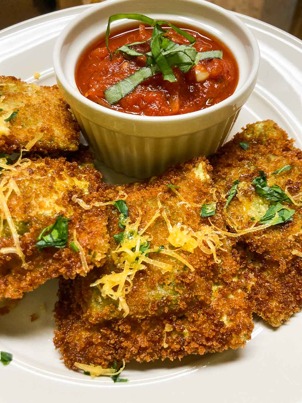 St. Louis style toasted raviolis with marinara sauce recipe