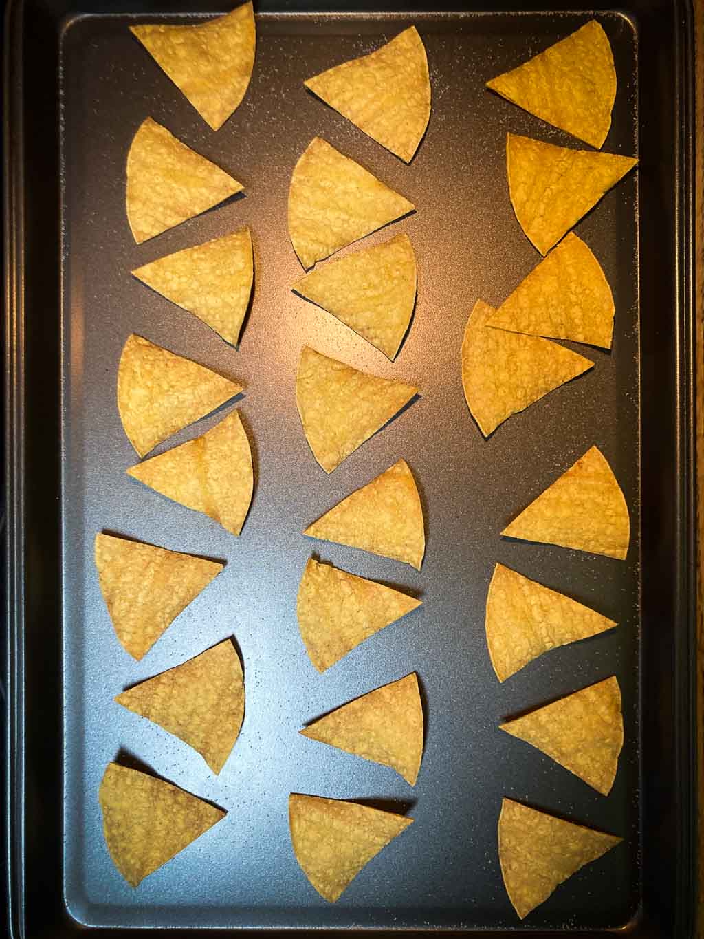 Baked tortillas chips