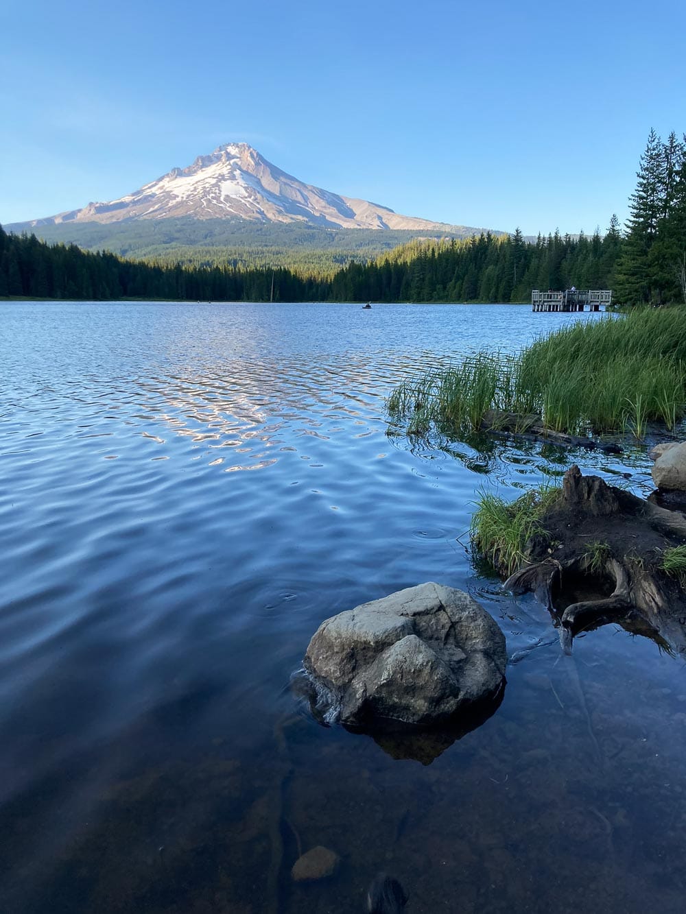 Trillium Lake with Mount Hood in background, Oregon