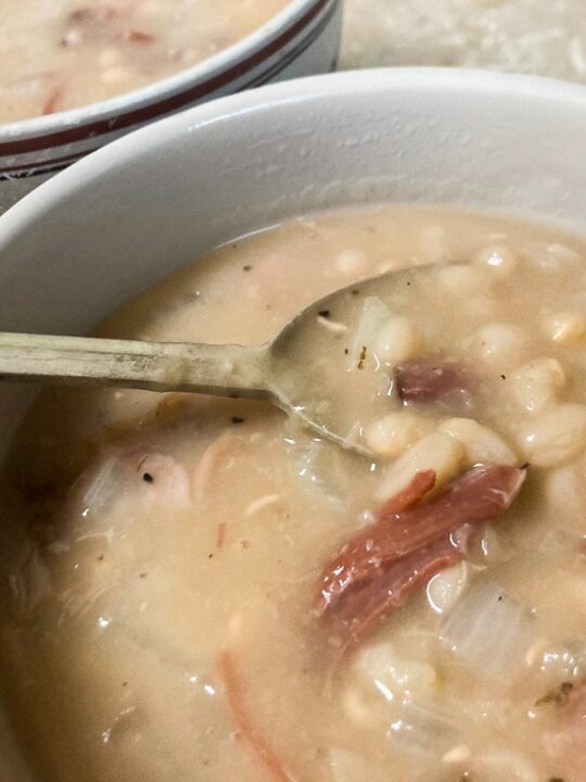 Official Senate ham hocks and bean soup recipe
