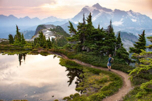 Hiker on the Table Mountain Trail, one of the best day hikes at Mount Baker, Mt. Baker-Snoqualmie National Forest, Washington State