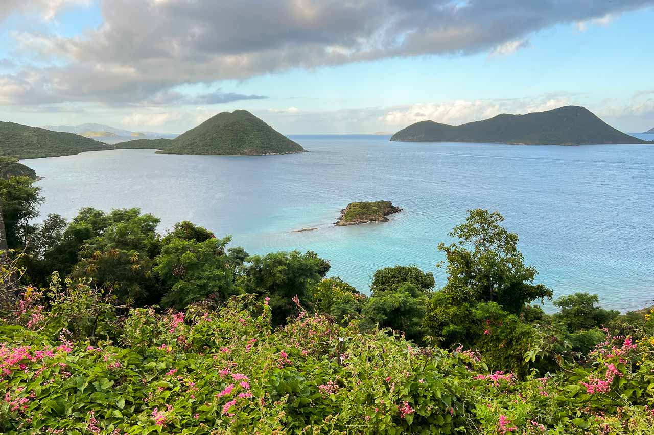 Waterlemon Cay seen from the Murphy Great House ruins on Johnny Horn Trail, Virgin Islands National Park